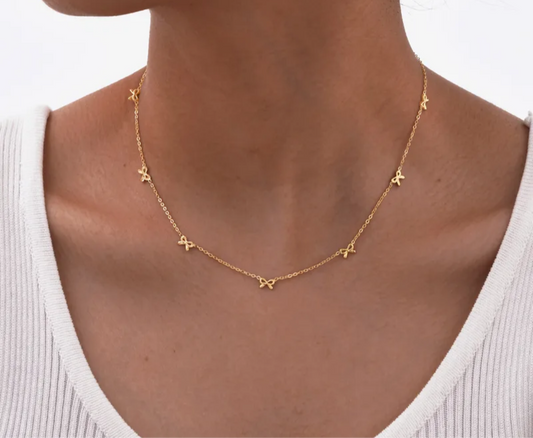 Bow Necklace